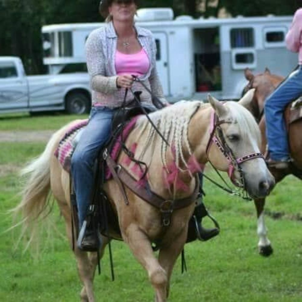 Meet your Posher, Jenifer